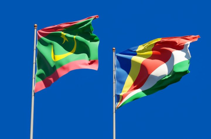 photo-of-mauritania-flag-and-seychelles-flag